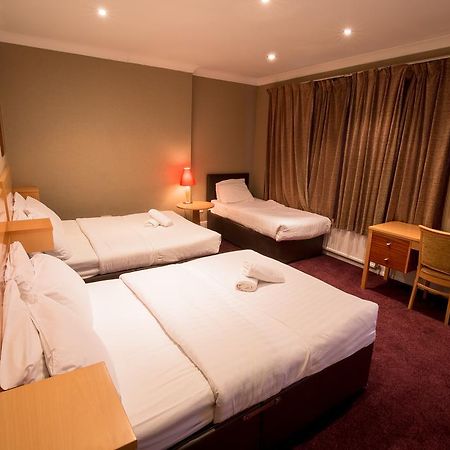 Newham Hotel Лондон Екстер'єр фото