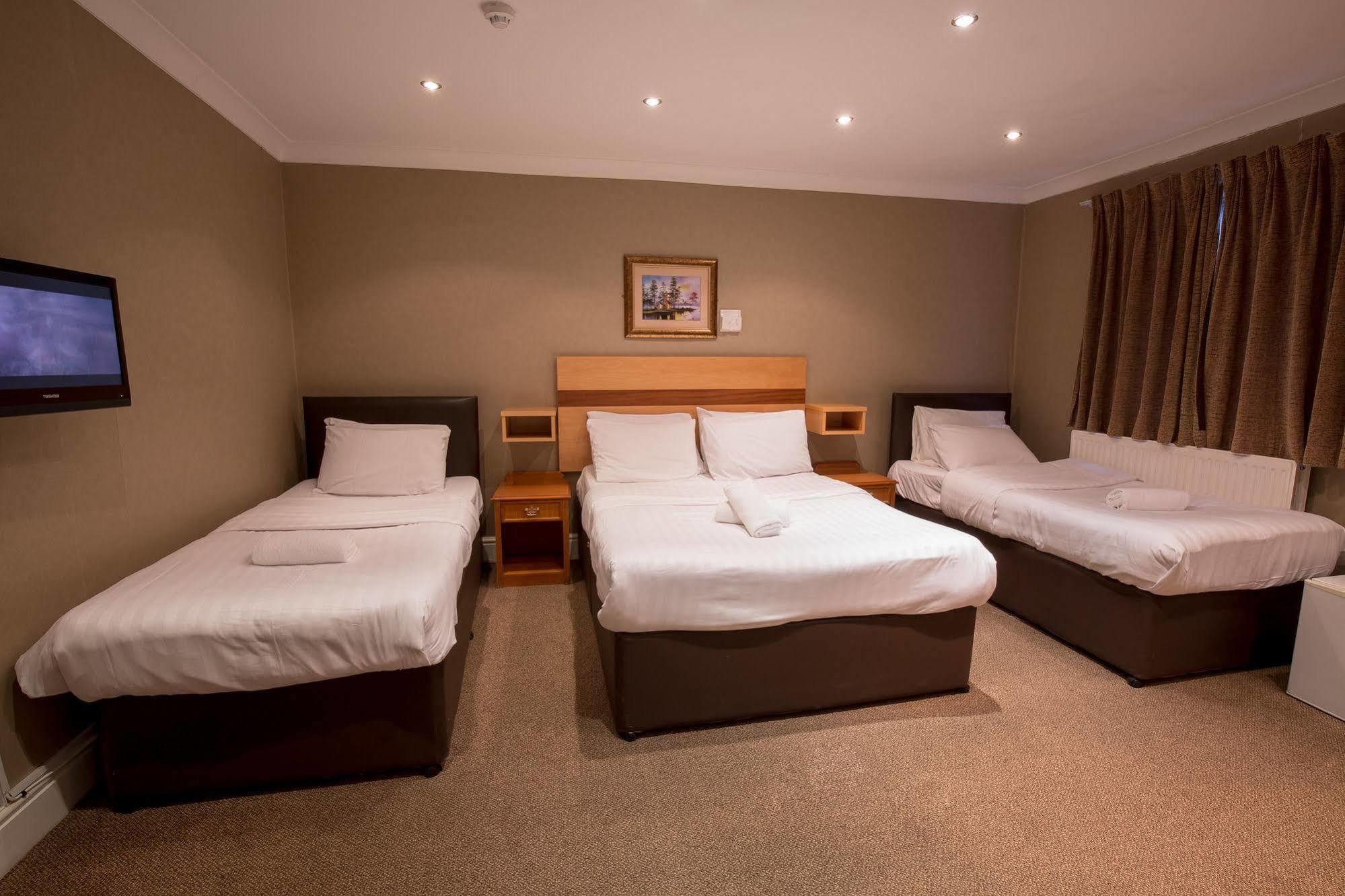 Newham Hotel Лондон Екстер'єр фото