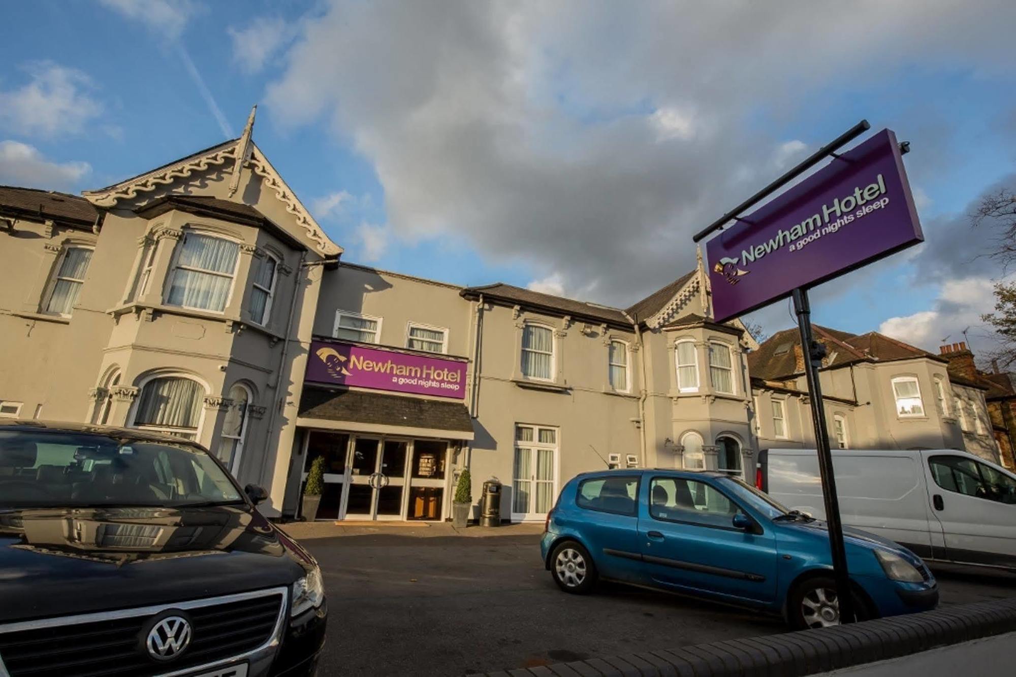 Newham Hotel Лондон Екстер'єр фото