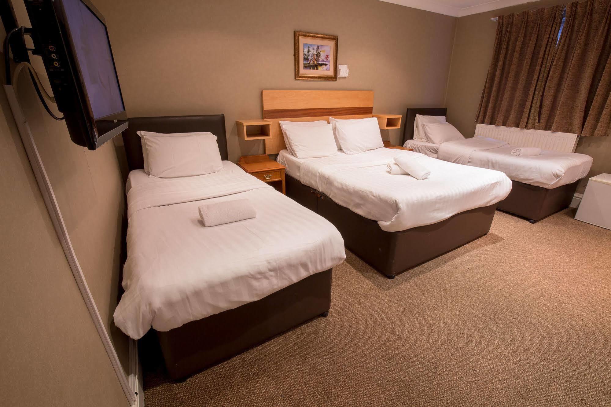 Newham Hotel Лондон Екстер'єр фото