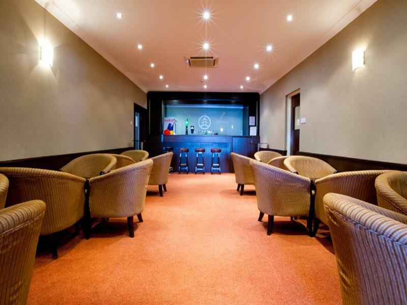 Newham Hotel Лондон Екстер'єр фото